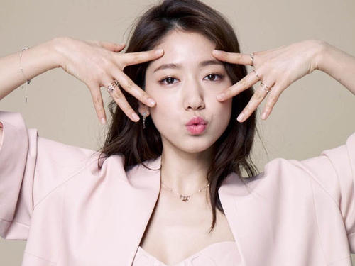 女性肚子疼为什么不来月经